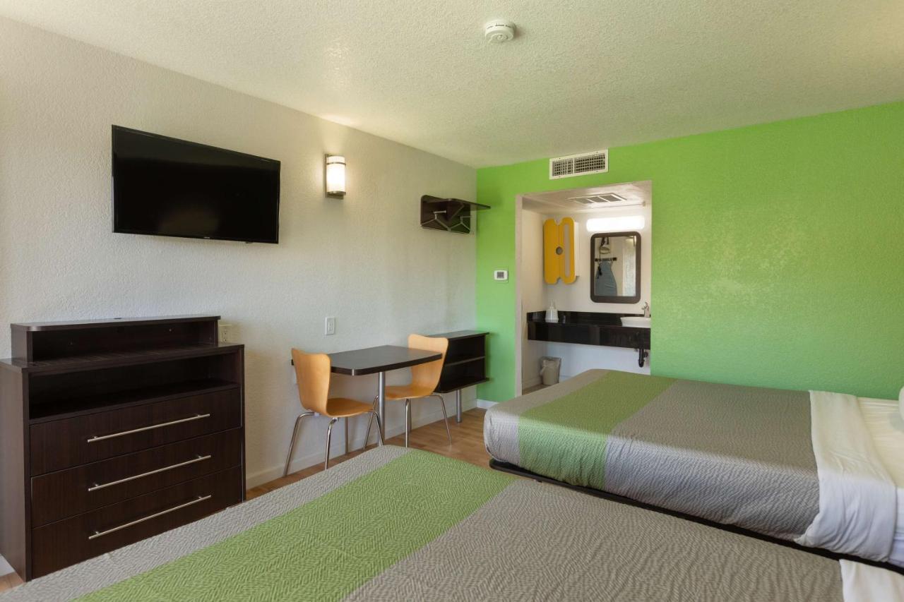 6-barstow, Ca