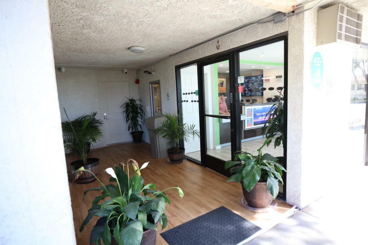 6-barstow, Ca 3* Barstow