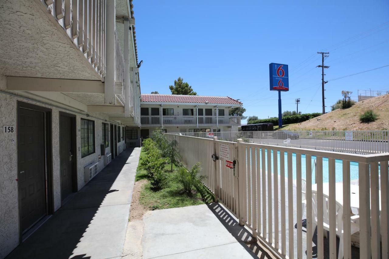 6-barstow, Ca 3* Barstow